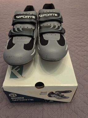 Forte Gray and Black Women's Athletic Cycling Shoes